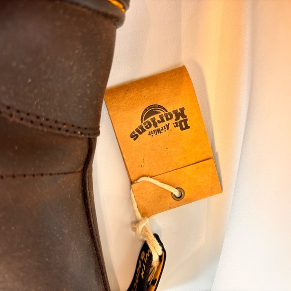 *RARE* DR MARTENS Sz 9 Tattoo Decals Combs Leather Combat Style Boots - Picture 5 of 15